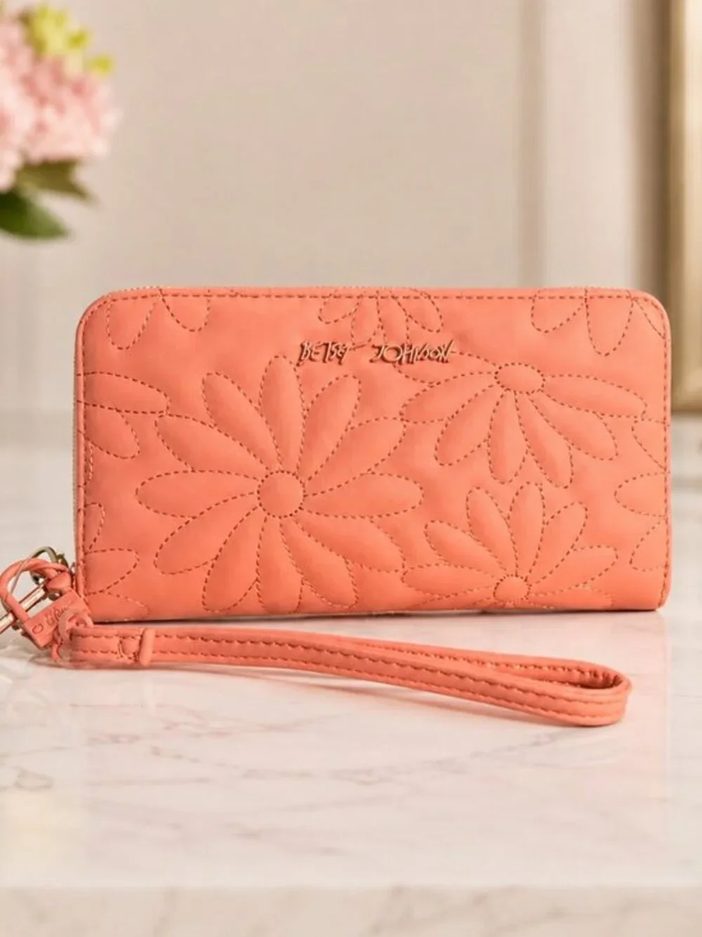Betsey Johnson Peach Daisy Zip Around Wallet Wristlet NWT